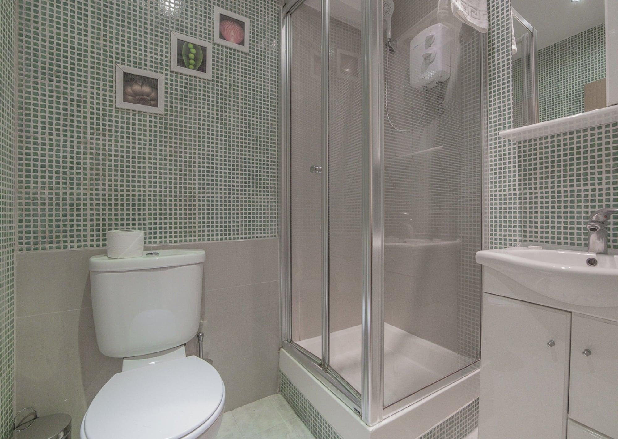 Imperial Court Studios Apartment *